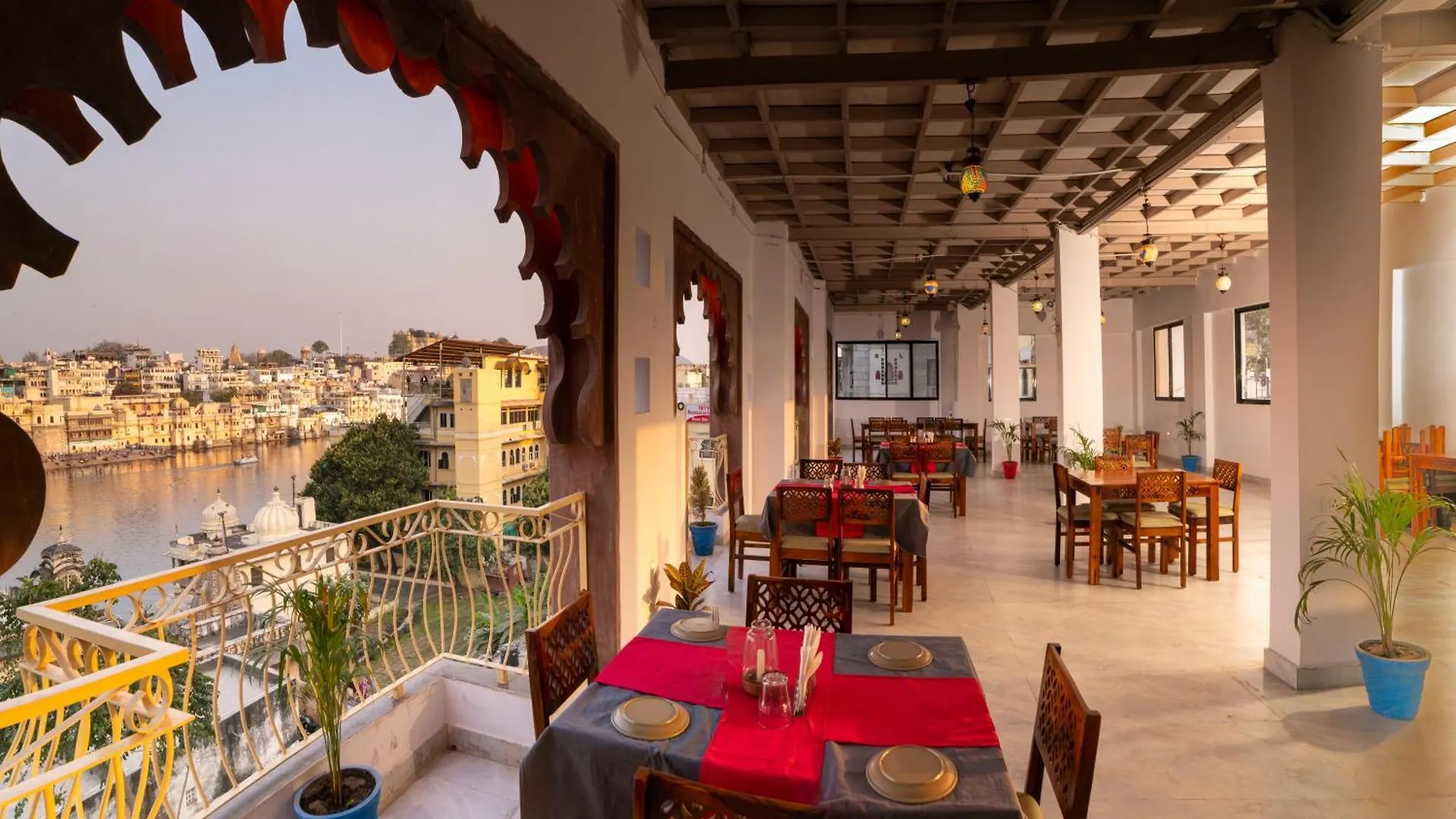 Dera Pichola- A Lake Facing Boutique Hotel Udaipur