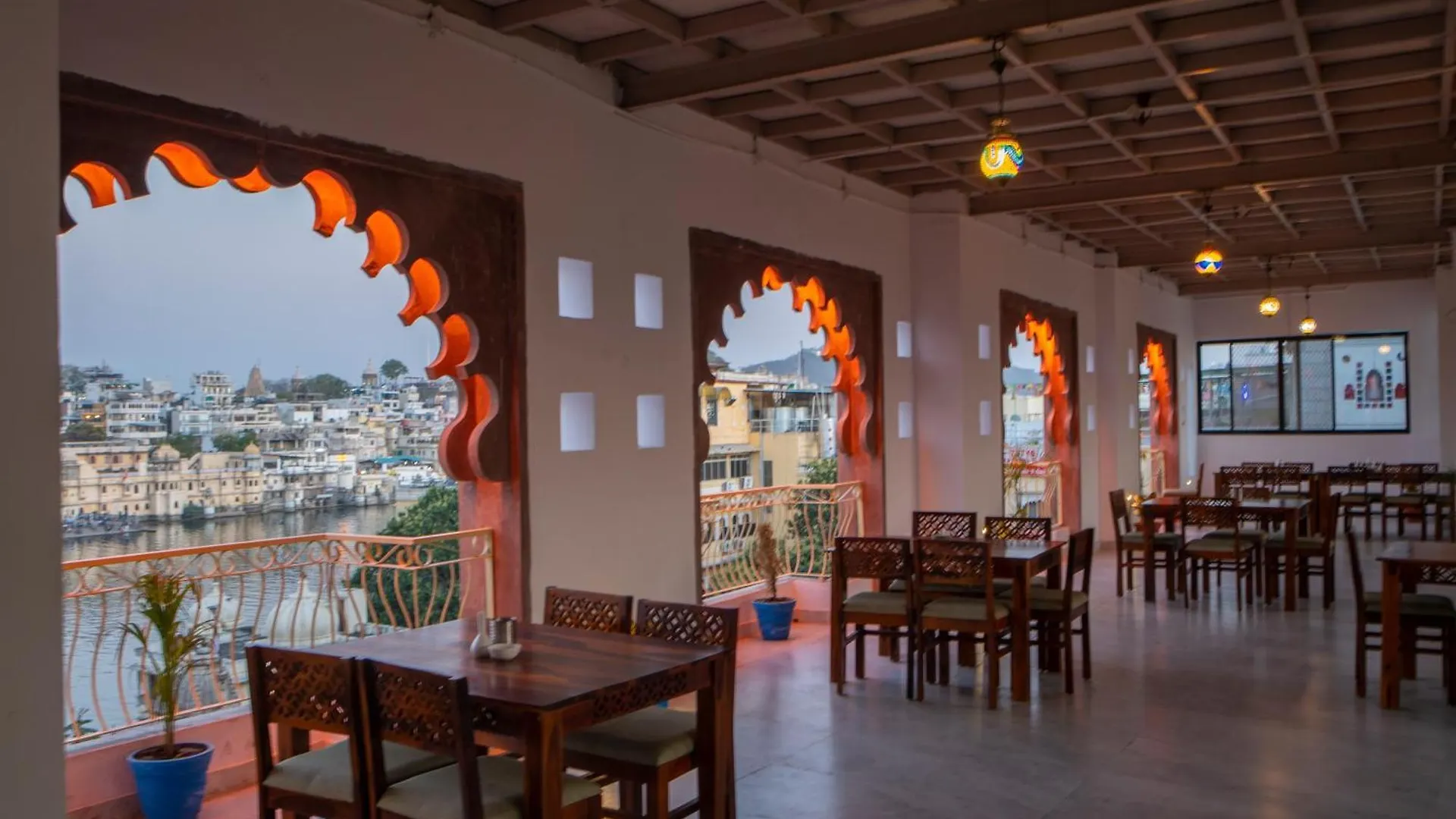 Dera Pichola- A Lake Facing Boutique Hotel Udaipur