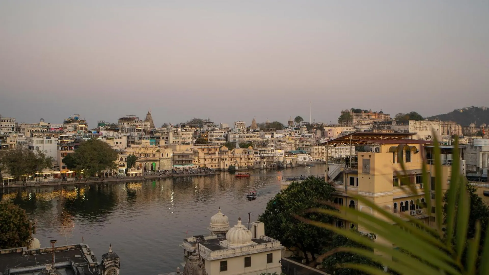 Dera Pichola- A Lake Facing Boutique Hotel Udaipur 4*,