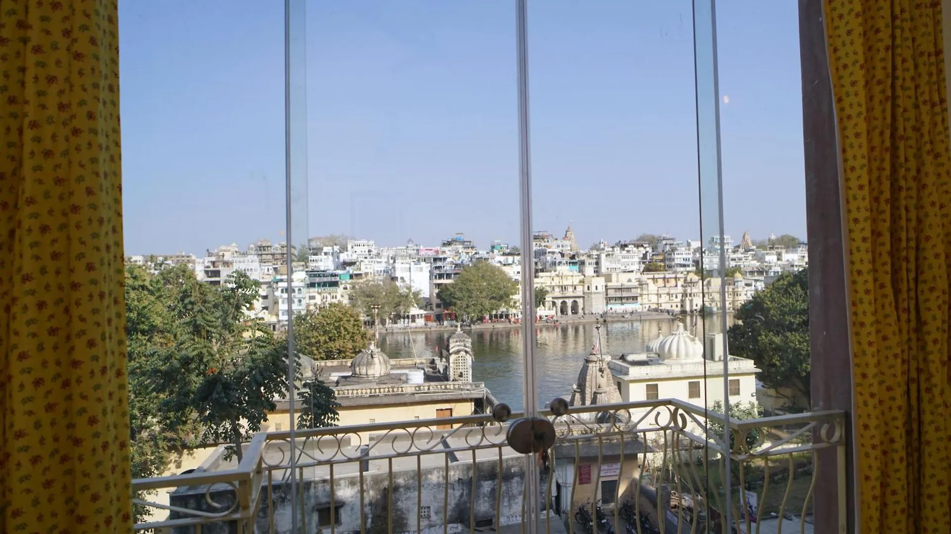 Dera Pichola- A Lake Facing Boutique Hotel Udaipur