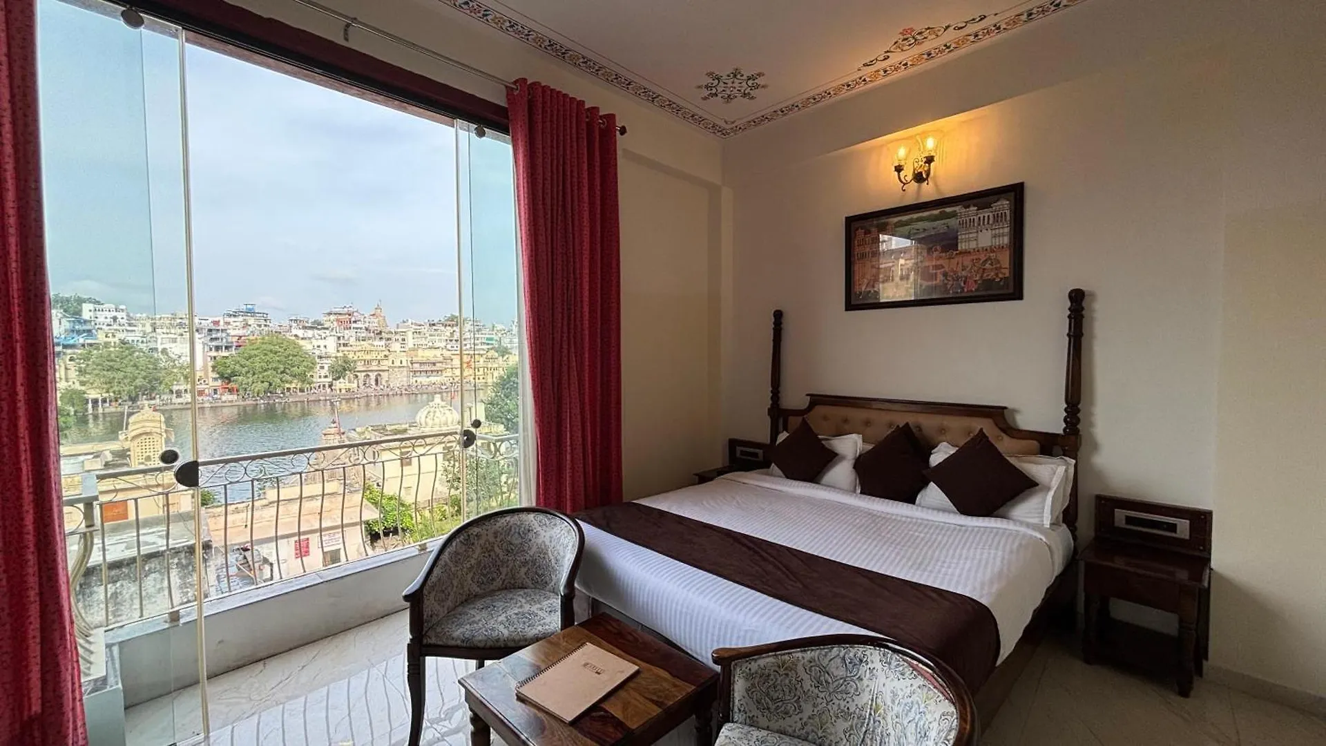 Dera Pichola- A Lake Facing Boutique Hotel Udaipur