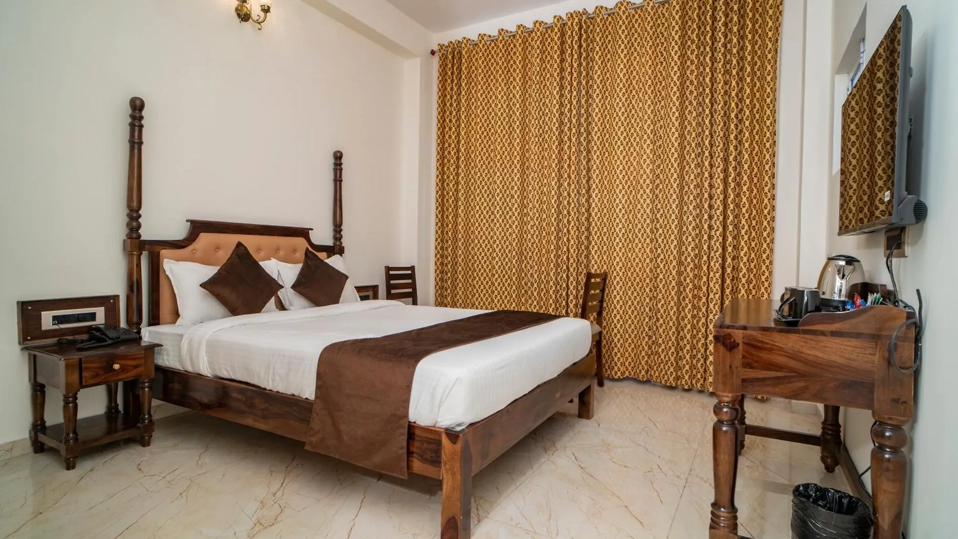 Dera Pichola- A Lake Facing Boutique Hotel Udaipur 4*,  India